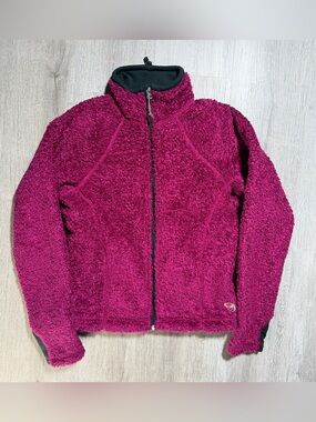 Womens Mountain Hardwear High Loft Small Fleece Jacket in Deep Berry Gorpcore
